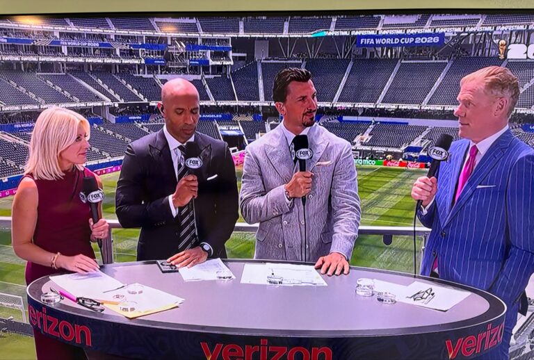 World Cup Fans Amused by Zlatan Ibrahimović’s Visible Disdain for Alexi Lalas