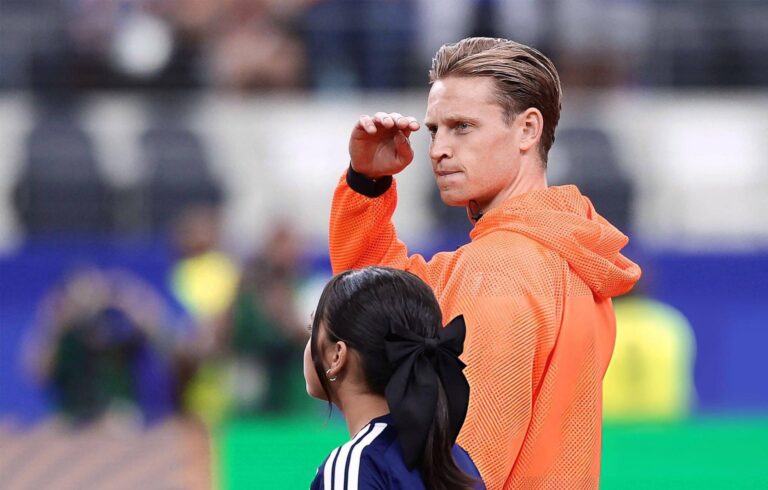 Frenkie de Jong a major doubt for crucial Sweden World Cup clash