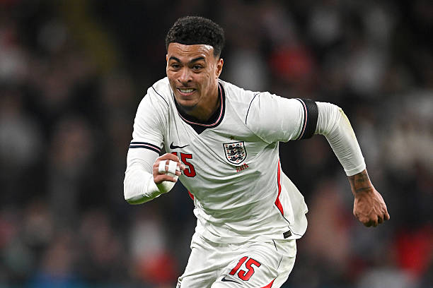 Arsenal enlists England stars to win Morgan Rogers race