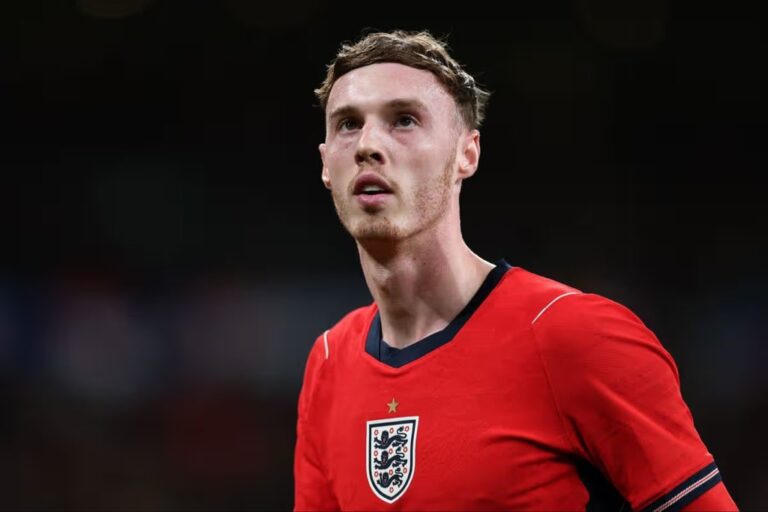 Jamie Carragher questions Tuchel over Cole Palmer’s World Cup absence
