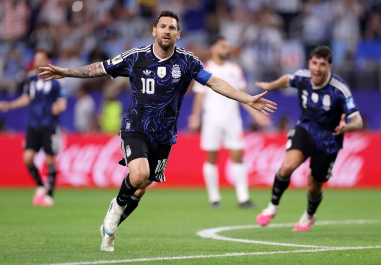 Lionel Messi sets another World Cup record with 7-game scoring streak