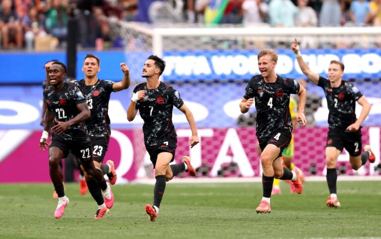 Late Eustáquio belter sinks Bafana as Canada clinches historic knockout win
