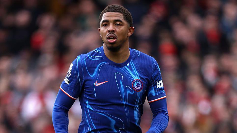 Top 5 most expensive defenders in football 