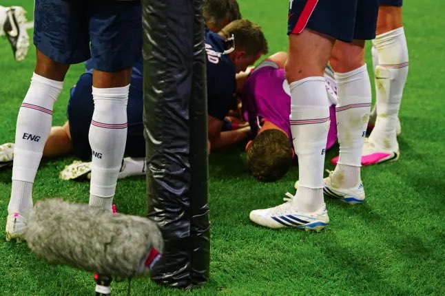 Jordan Henderson hospitalized in Mexico City after freak Azteca fall