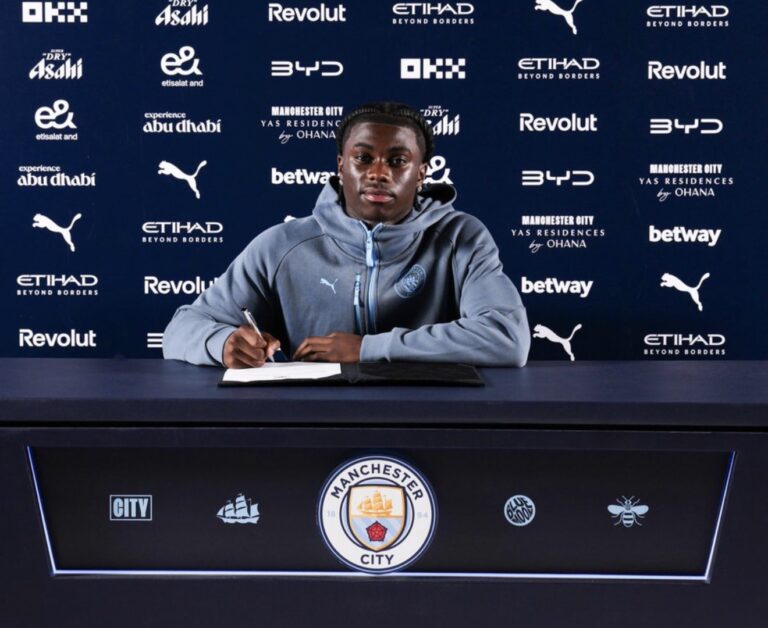 Jeremy Monga completes £12.5M plus Man City move