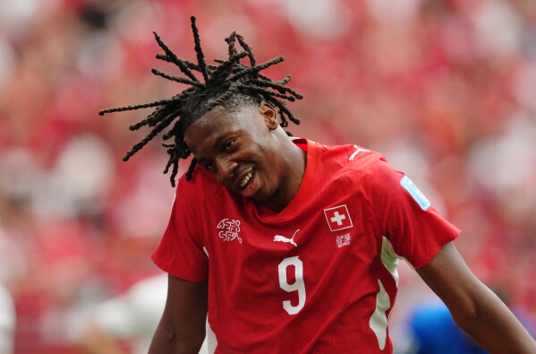 Aston Villa hijack Newcastle’s move for Johan Manzambi