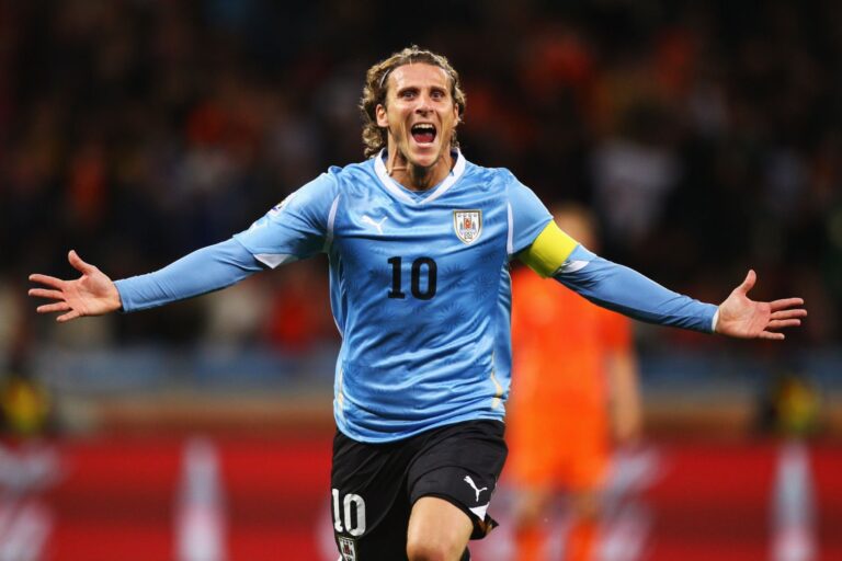 Diego Forlan to be appointed as Uruguay coach