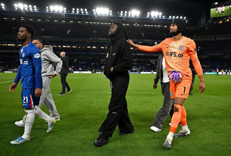 Napoli set to hold talks for £30 million rated Chelsea star