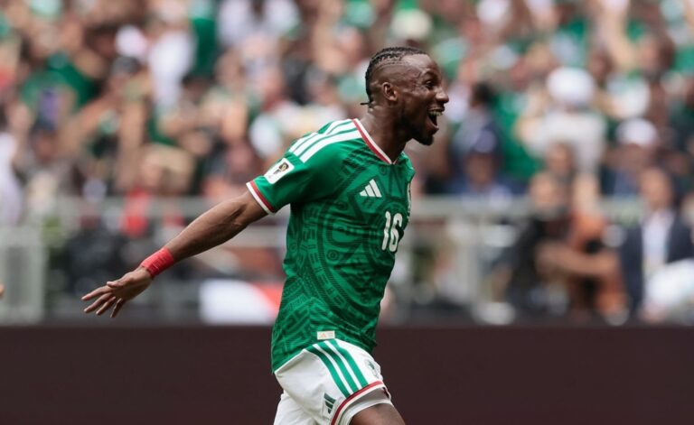 Julian Quiñones makes history despite Mexico heartbreak in England loss