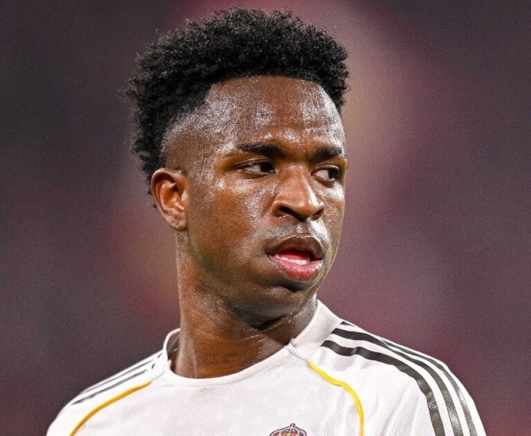 Arsenal Eye Blockbuster Vinicius Swoop as Real Madrid Contract Stalls