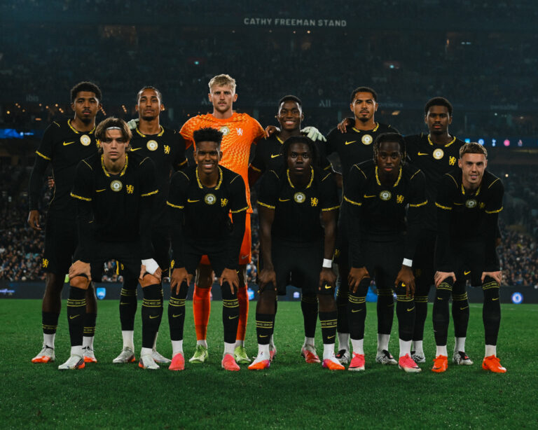 Chelsea prepare bumper reward for star amid external links