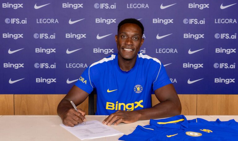 See the rare history Danny Welbeck could make after completing Chelsea move