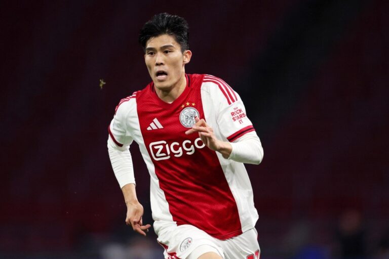 Takehiro Tomiyasu joins Crystal Palace on a free transfer