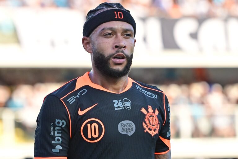 Corinthians end Memphis Depay stay amid financial concerns