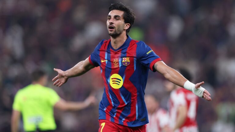Ferran Torres to avoid Barcelona return as striker edges closer to PSG switch