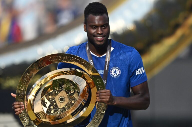 Chelsea agree Napoli deal for Benoit Badiashile with €27m buy option