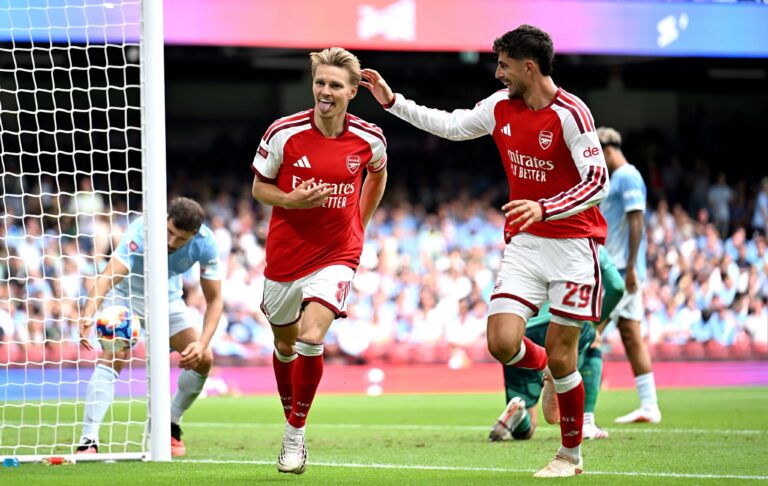 Pundit picks one team that can stop Arsenal from retaining Premier League crown