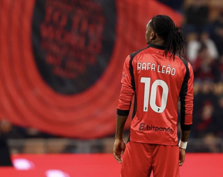 Galatasaray Closing In On Rafael Leao as Player Gives Initial Green Light