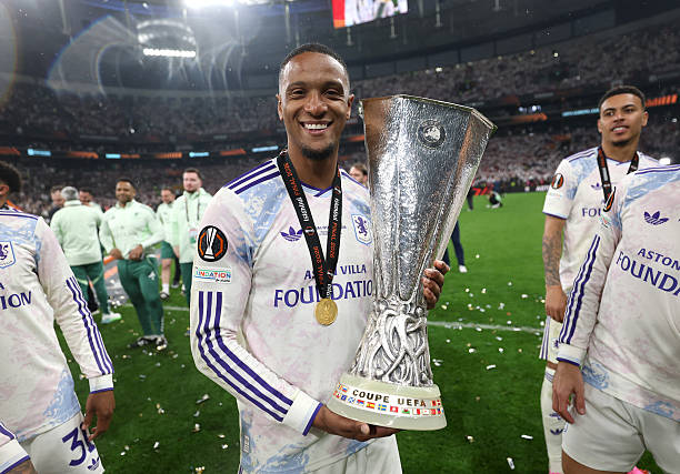Arsenal close in on Ezri Konsa deal as talks advance with Aston Villa
