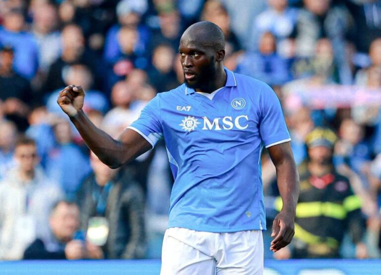 Lukaku Closing In On Fenerbahce Move as Napoli Accept Improved Bid