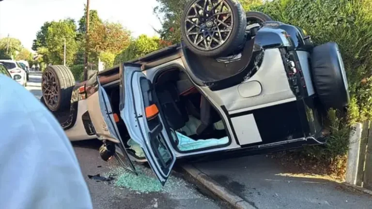 Premier League star, 27, involved in terrifying car crash ahead of Chelsea trip